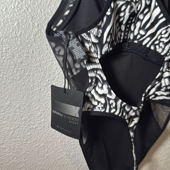 NWT- SAVAGE x FENTY- 1-ON-1 BODYSUIT-BLACK CAVIAR X INSTINCTS PRINT-Size XS - Picture 12 of 16